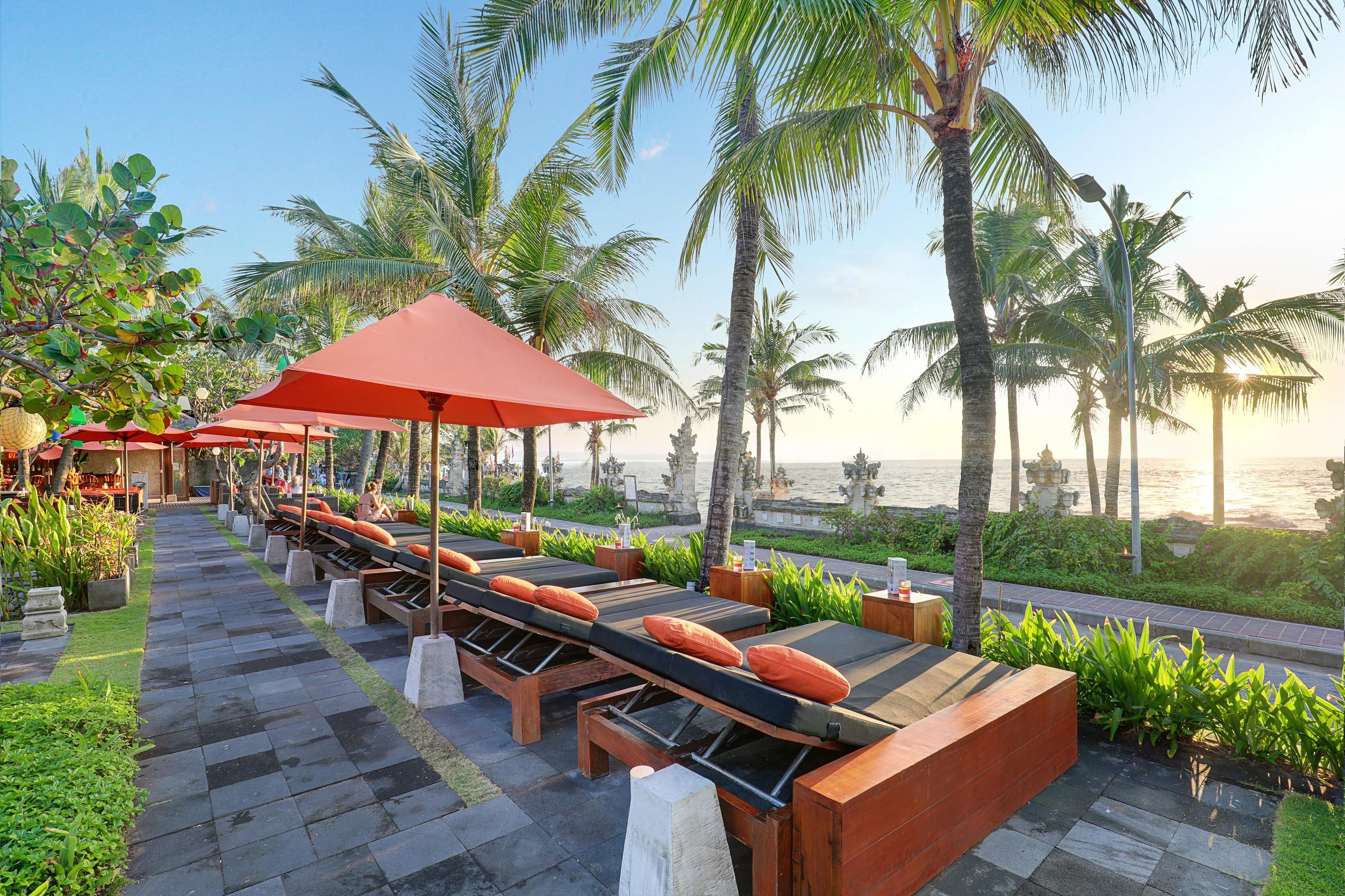 Legian Beach Hotel Exteriör bild